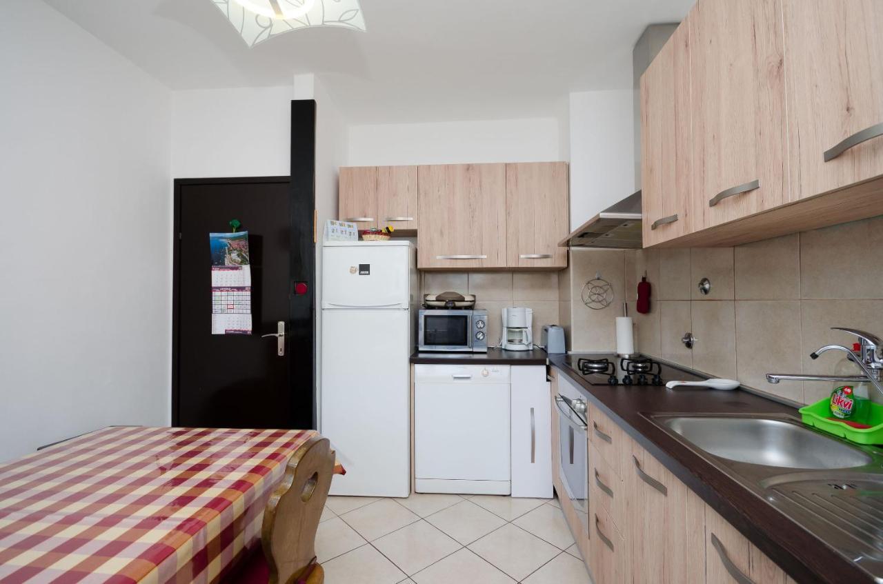 Apartment Bozena プナト エクステリア 写真