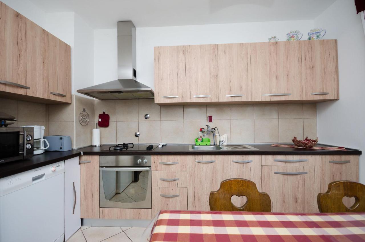 Apartment Bozena プナト エクステリア 写真